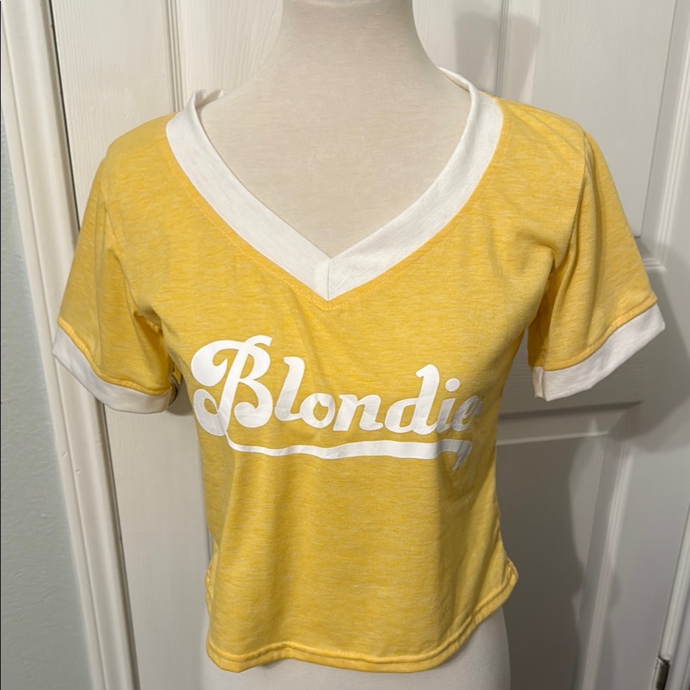 Fashion Nova Yellow and White V-Neck Graphic Tee
